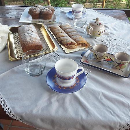 Mansarda Fiorita Bed & Breakfast Abatemarco Dış mekan fotoğraf