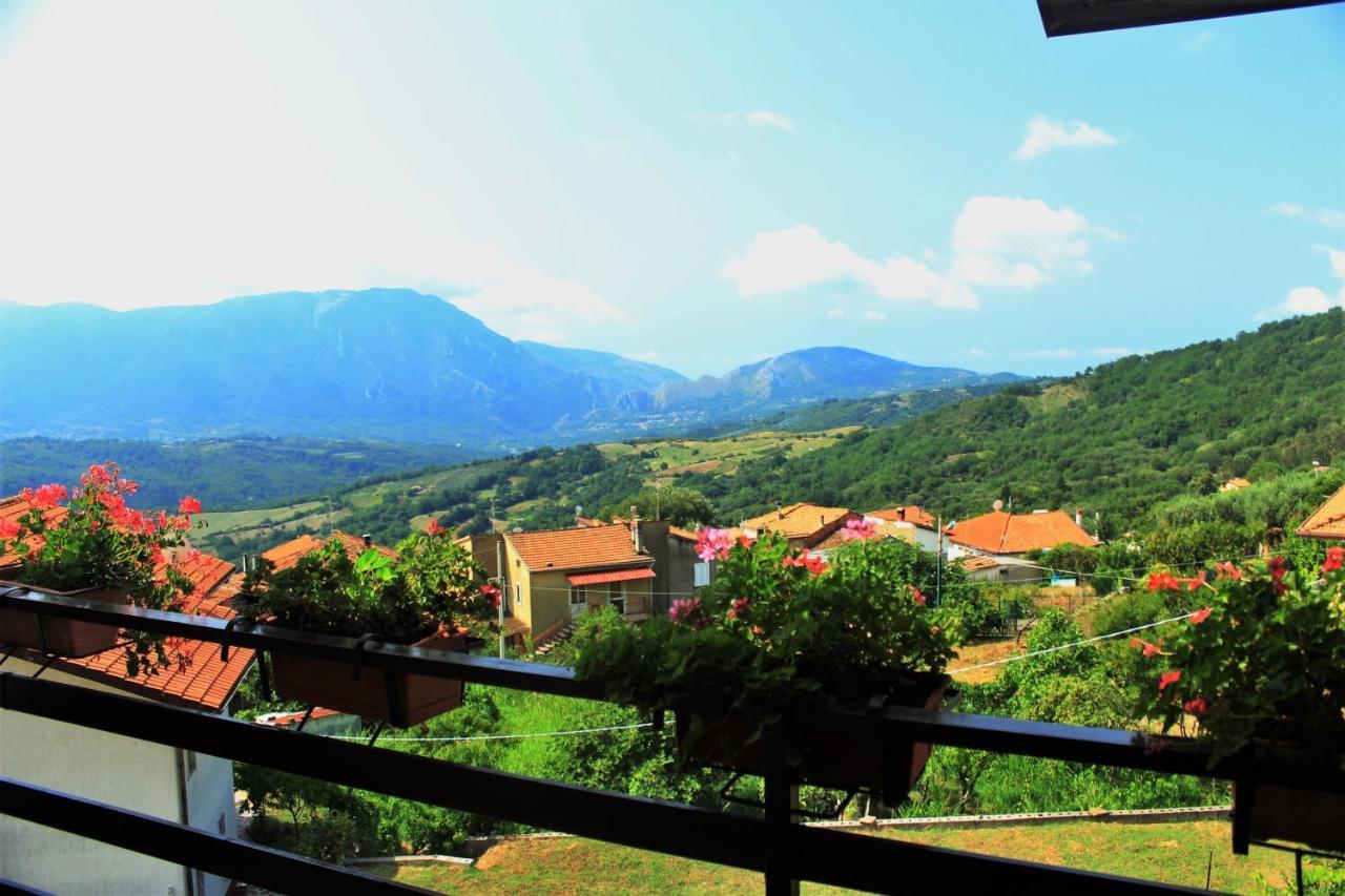 Mansarda Fiorita Bed & Breakfast Abatemarco Dış mekan fotoğraf