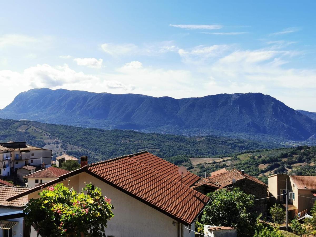 Mansarda Fiorita Bed & Breakfast Abatemarco Dış mekan fotoğraf