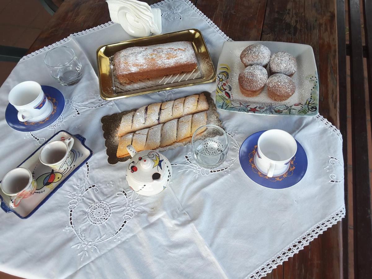 Mansarda Fiorita Bed & Breakfast Abatemarco Dış mekan fotoğraf