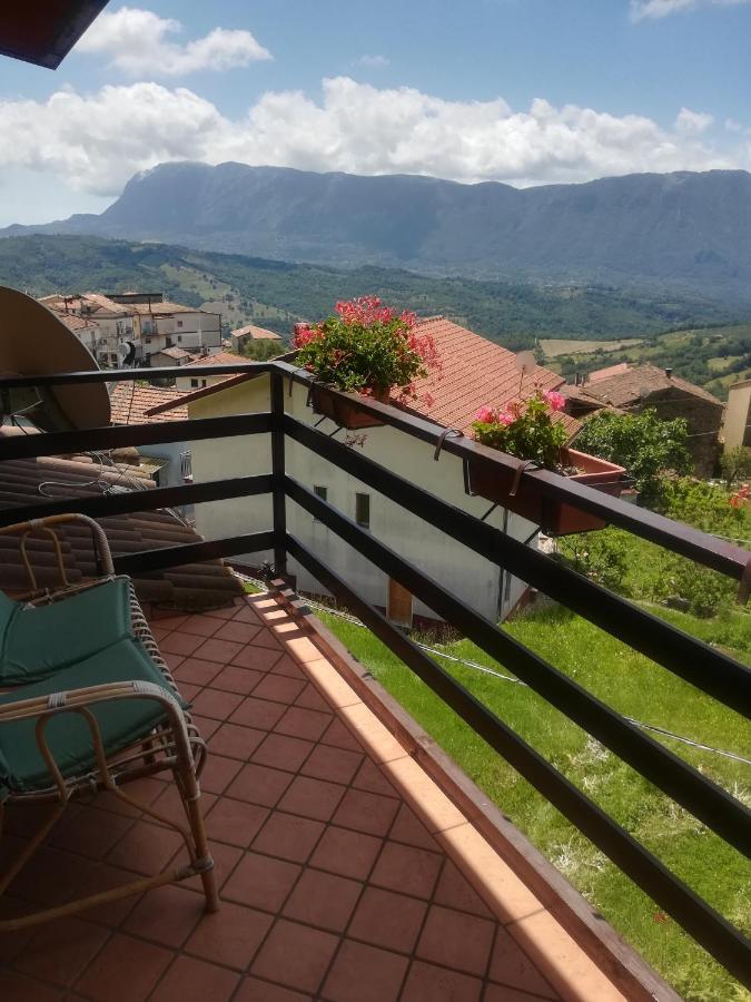 Mansarda Fiorita Bed & Breakfast Abatemarco Dış mekan fotoğraf